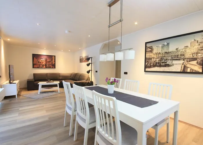 Tatil Evi Weisse Hoehen -ferienhaus, Dibbersen Bei Hamburg *